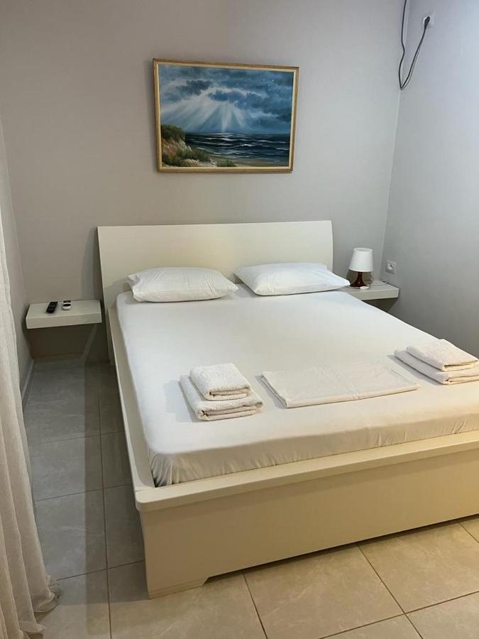 Mateo * Sarandë