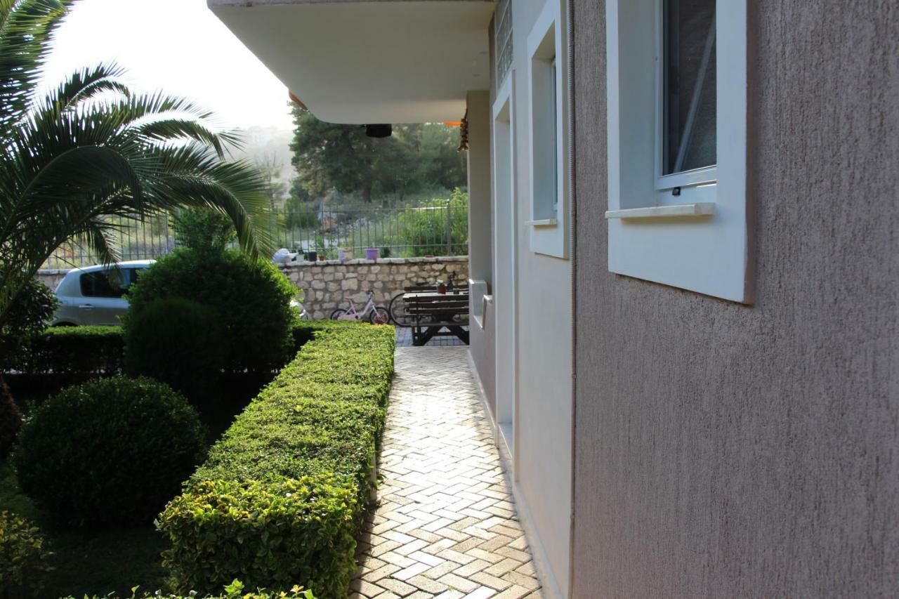 Mateo * Sarandë